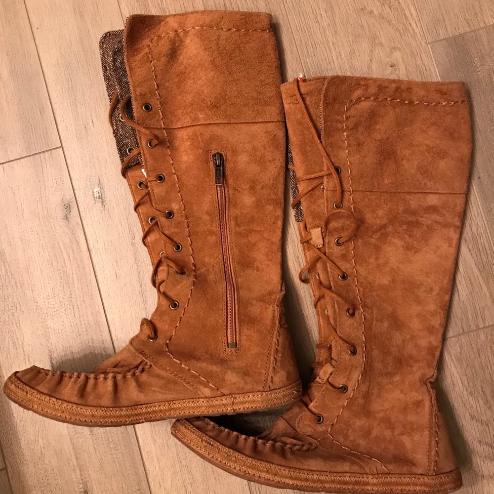 UGG Australia moccasin brown lace up boots, 7.5
